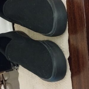 Size 10 lugz black boat shoes